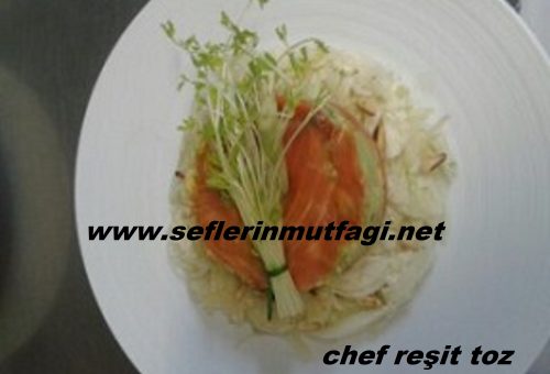 Rezene salatalı somon füme